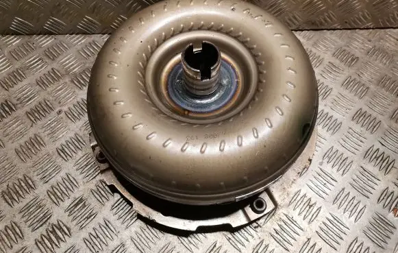 Jaguar XF X250 Torque converter C2P17266 9W837902AA