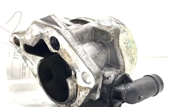 Vacuum pump