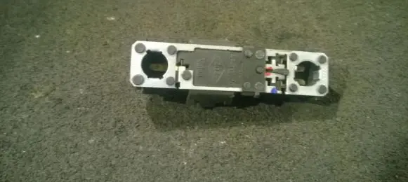 Renault Laguna I Tail light bulb cover holder