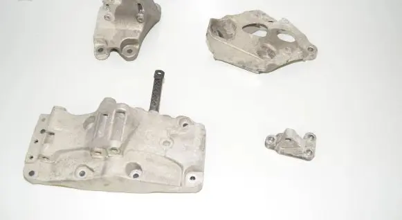 BMW 4 F36 Gran coupe Engine mounting bracket 6859415 8511628 6859416