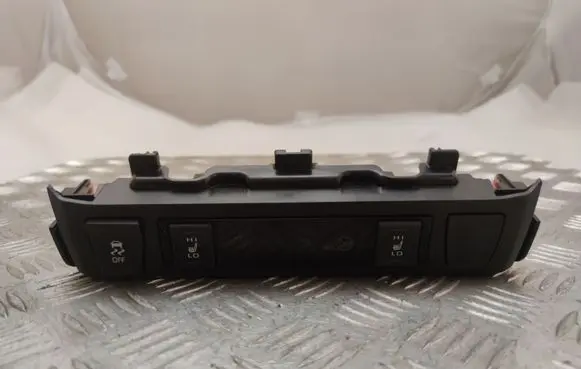 Toyota RAV 4 (XA50) Seat heating switch M77418 M77419
