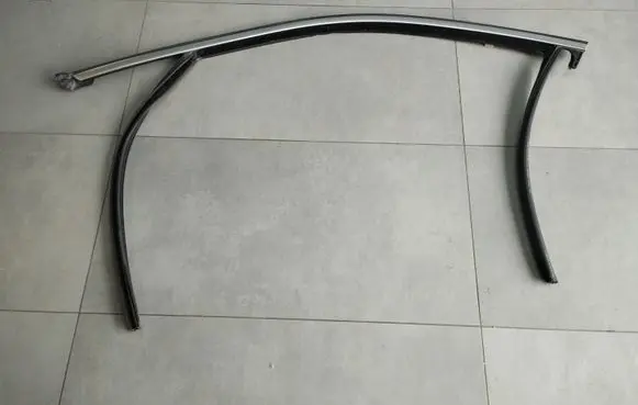 Front door glass trim molding