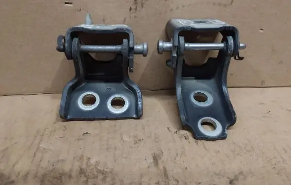 Front door upper hinge