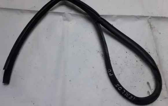 Mitsubishi Lancer Rubber seal front coupe door 