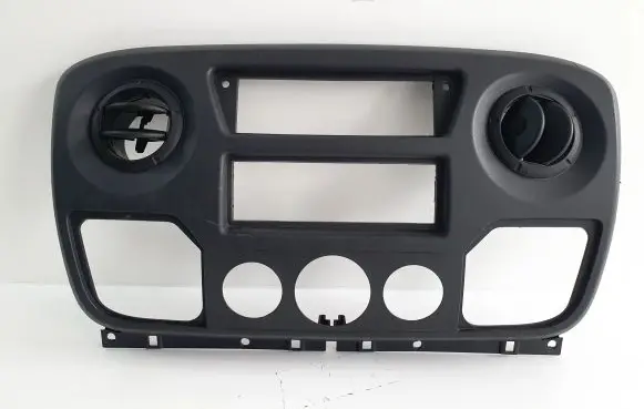 Opel Movano B Dashboard center trim panel 682600025R