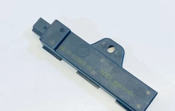 BMW X5 F15 Aerial GPS antenna 9220832 65209220832