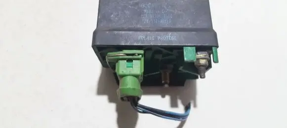 Peugeot 406 Glow plug pre-heat relay 9639912580 51299011A