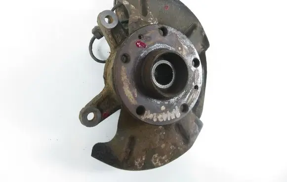 Fiat Sedici Front wheel hub spindle knuckle