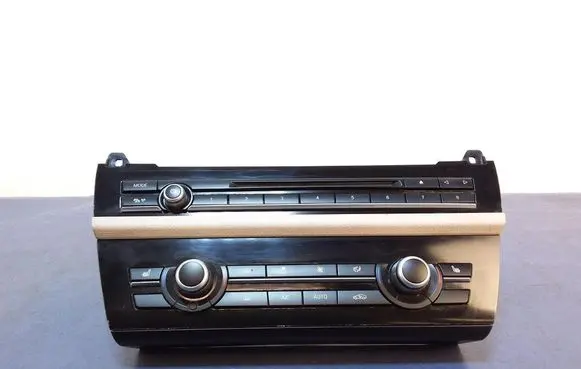 BMW 5 F10 F11 Climate control unit 9331825