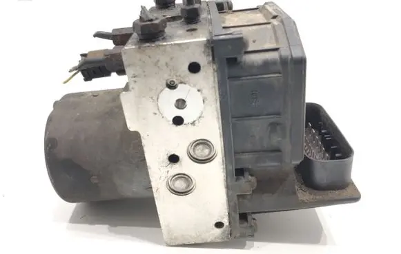 Toyota Avensis T250 ABS Pump 89541-05073