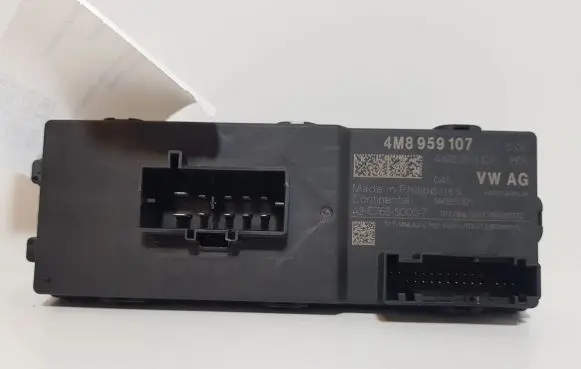 Audi A4 S4 B9 8W Tailgate/trunk control unit/module 4M8959107