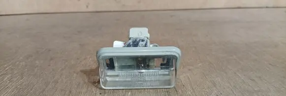 Toyota Avensis T250 Number plate light