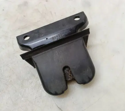 Audi A3 S3 8L Tailgate/trunk/boot lock/catch/latch 080499