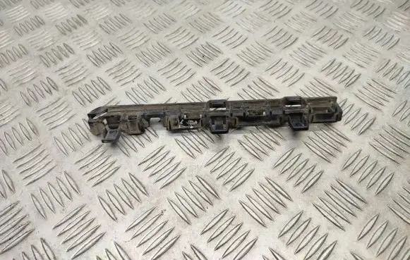 BMW 5 F10 F11 Front bumper mounting bracket 718477510