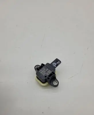 Audi A6 S6 C7 4G Airbag deployment crash/impact sensor 4H0955557