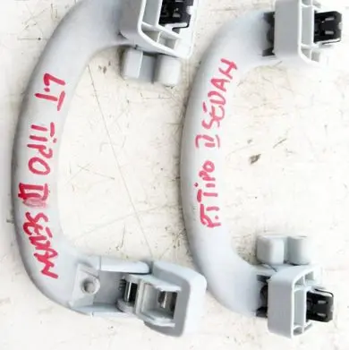 Fiat Tipo A set of handles for the ceiling 