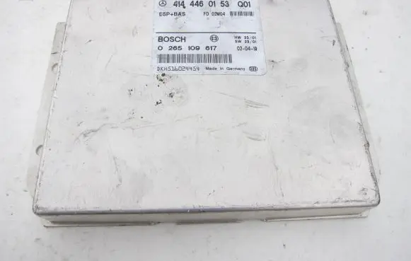 Mercedes-Benz Vaneo W414 ESP (stability system) control unit 0265109617 4144460153