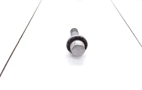 Volvo XC90 Nuts/bolts 