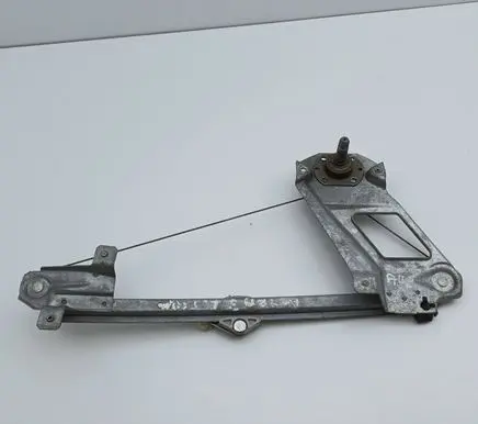 Opel Astra F Rear door manual window regulator 90360537