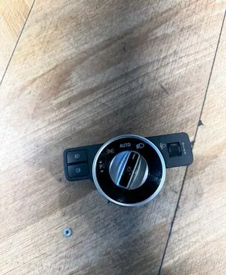 Mercedes-Benz C W204 Light switch 