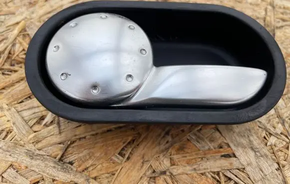 Audi TT Mk1 Front door interior handle 8N0837019