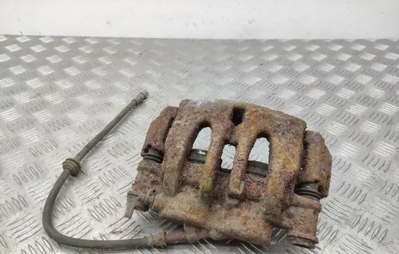 Mercedes-Benz Vito Viano W447 Front brake caliper