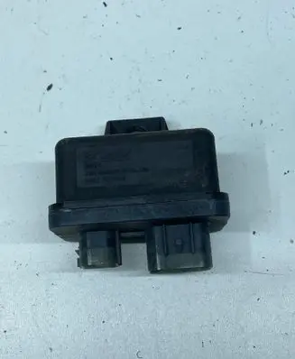 Fiat 500L Glow plug pre-heat relay 55229840