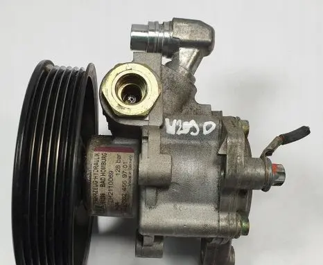 Mercedes-Benz CLK A209 C209 Power steering pump 0024669701