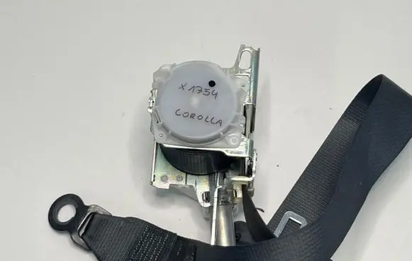 Toyota Corolla E210 E21 Front seatbelt 7P3200P