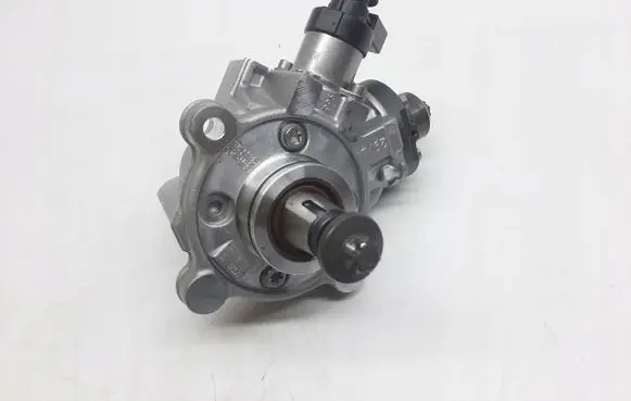 Mercedes-Benz GLC C253 Fuel injection high pressure pump A6540704301