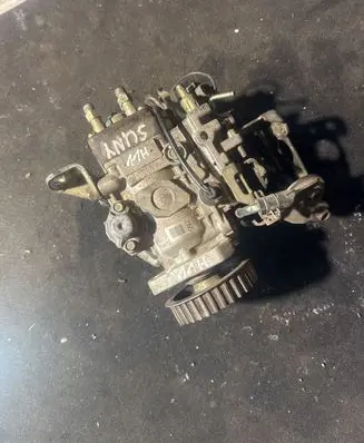 Nissan Sunny Fuel injection high pressure pump 1670057J06 1047402195 1046402185