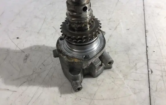Iveco Daily 35 - 40.10 Timing belt/chain tensioner 504328944