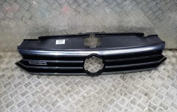 Volkswagen PASSAT CC Front grill