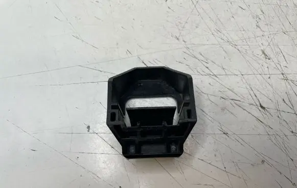 BMW 3 E92 E93 Radiator mount bracket 7524956