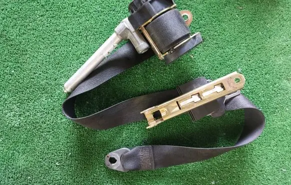 Mercedes-Benz A W168 Front seatbelt 566063600