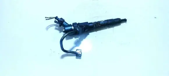 Volvo S40, V40 Fuel injector 7700111014 0445110021