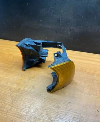 BMW 5 E34 Front indicator light 155243 38936
