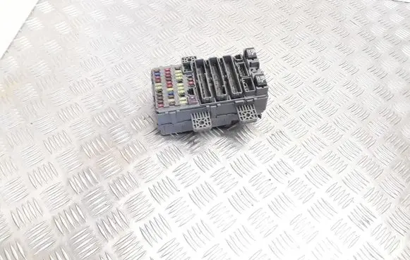 Honda Civic Fuse module
