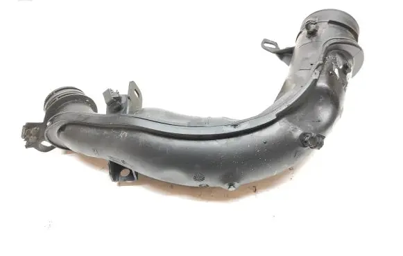 Citroen DS5 Turbo air intake inlet pipe/hose M06021A152