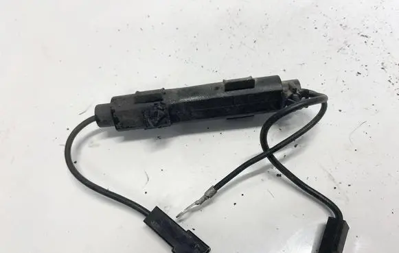 Mercedes-Benz A W169 Antenna control unit 2028202389