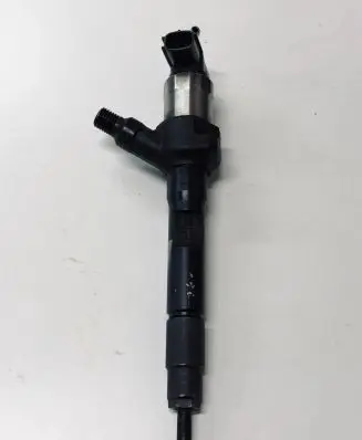 Mazda 6 Fuel injector R2AA13H50