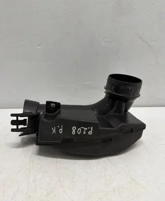 Peugeot 208 I Air intake duct part 9683340180