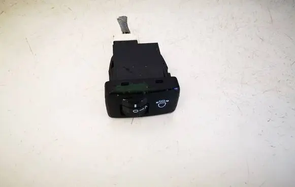 Honda CR-V Headlight level height control switch M37548