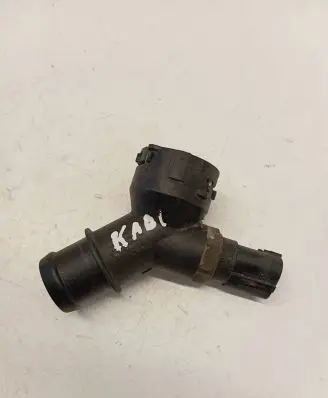 Coolant pipe/hose