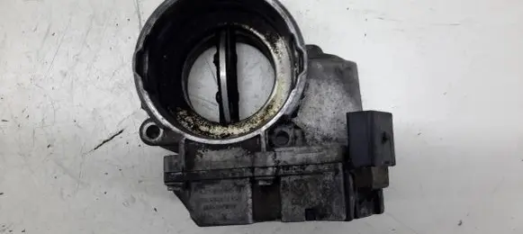 Volkswagen Jetta V Throttle valve 03G128063C