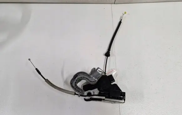 KIA Ceed Front door lock 81410-A2110