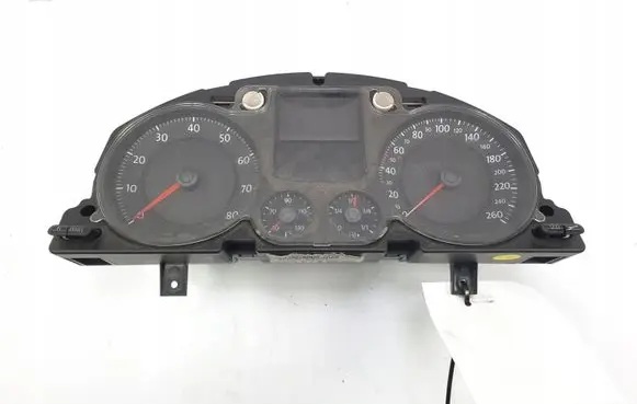 Volkswagen PASSAT B6 Speedometer (instrument cluster) 3C0920852Q