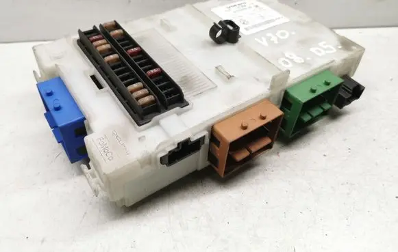 Volvo V70 Fuse module 7G9T14C256FA 30765624AE