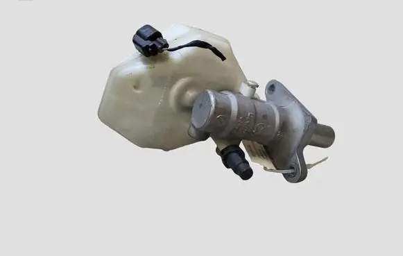 Volvo V70 Master brake cylinder 03350885571