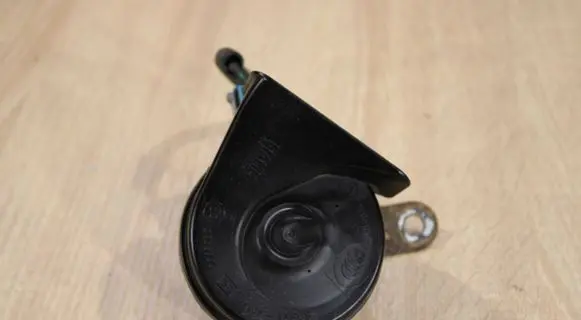Chevrolet Captiva Horn signal